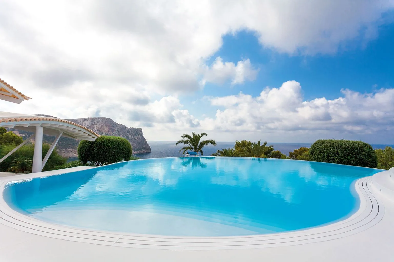 Galeriebild 5 von Poolaesthetics – Poolbau-exclusive-Poolanlagen – 6