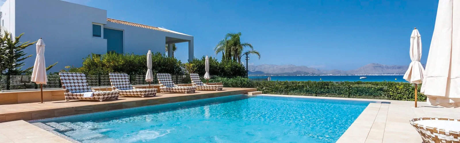 Titelbild von Poolaesthetics
