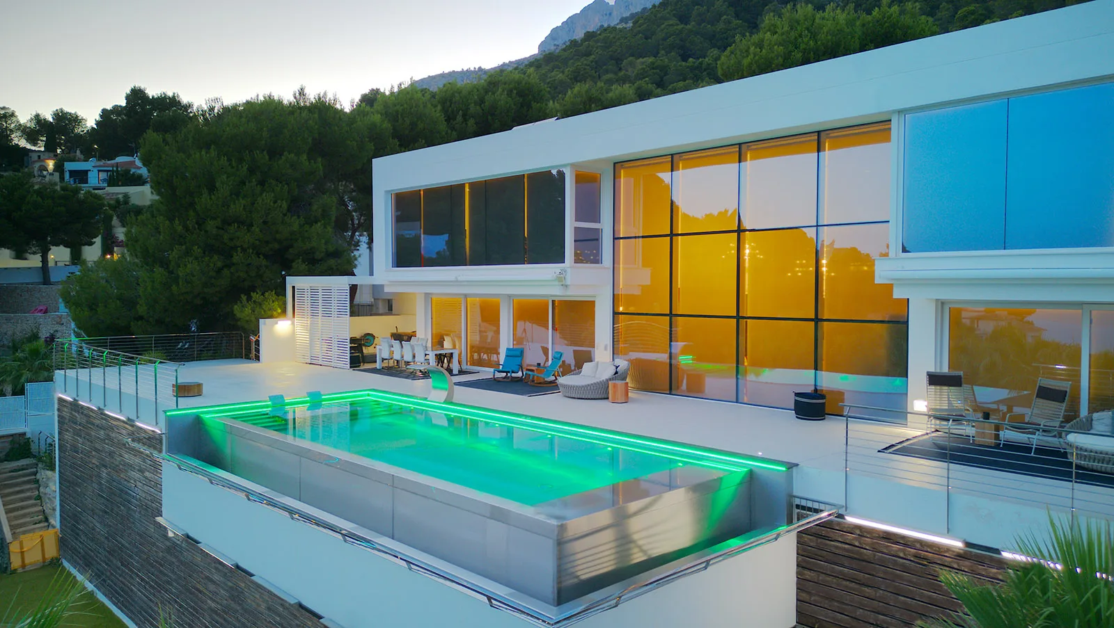 Galeriebild 10 von Poolaesthetics – Poolbau-exclusive-Poolanlagen – poolaes 1