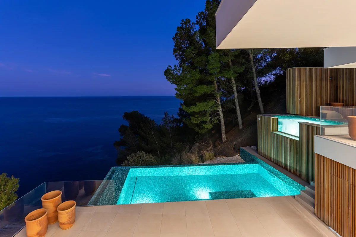 Galeriebild 14 von Poolaesthetics – Poolbau-exclusive-Poolanlagen – poolaes 5
