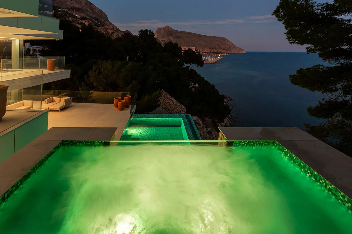 Galeriebild 15 von Poolaesthetics – Poolbau-exclusive-Poolanlagen – poolaes 6