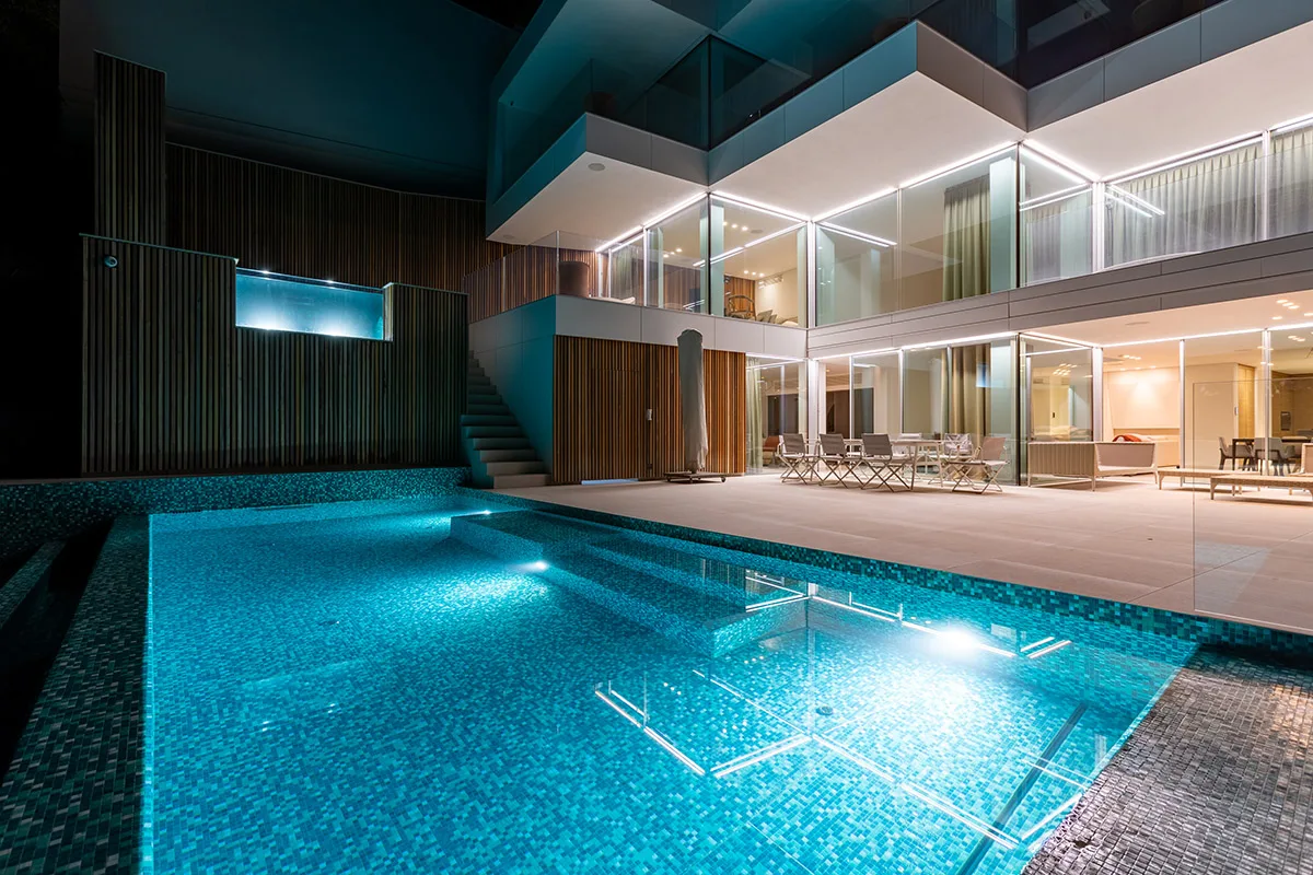 Galeriebild 17 von Poolaesthetics – Poolbau-exclusive-Poolanlagen – poolaes 8